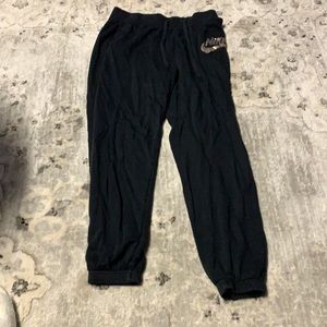 NIKE women’s joggers sweatpants